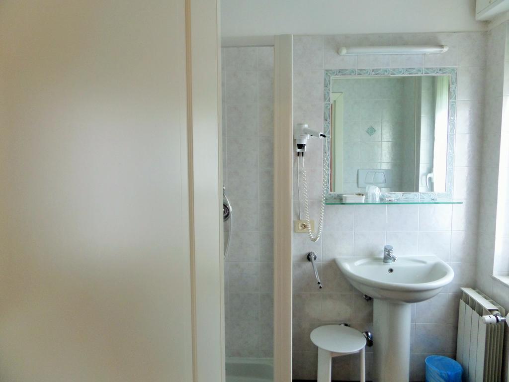 Hotel Lucerna Arma di Taggia Εξωτερικό φωτογραφία